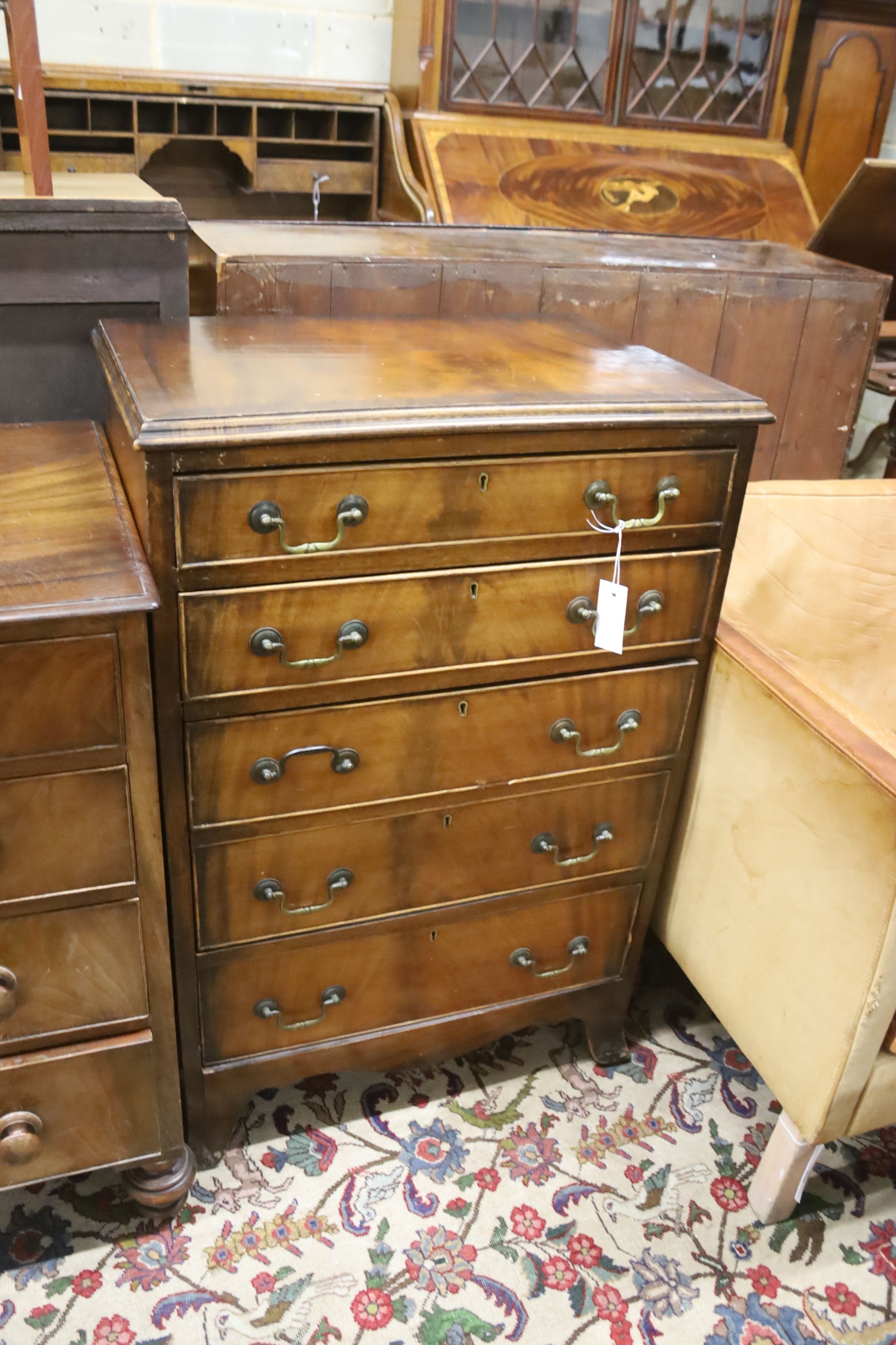 A small reproduction George III style mahogany chest of five drawers, width 60cm, depth 41cm, height 92cm